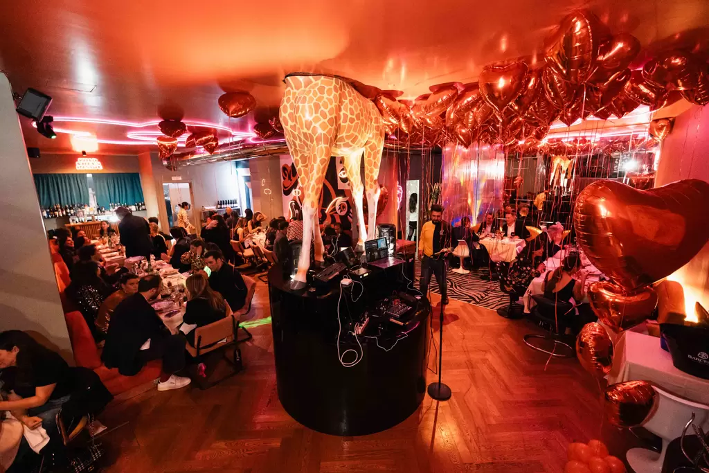 Restaurant image 9905